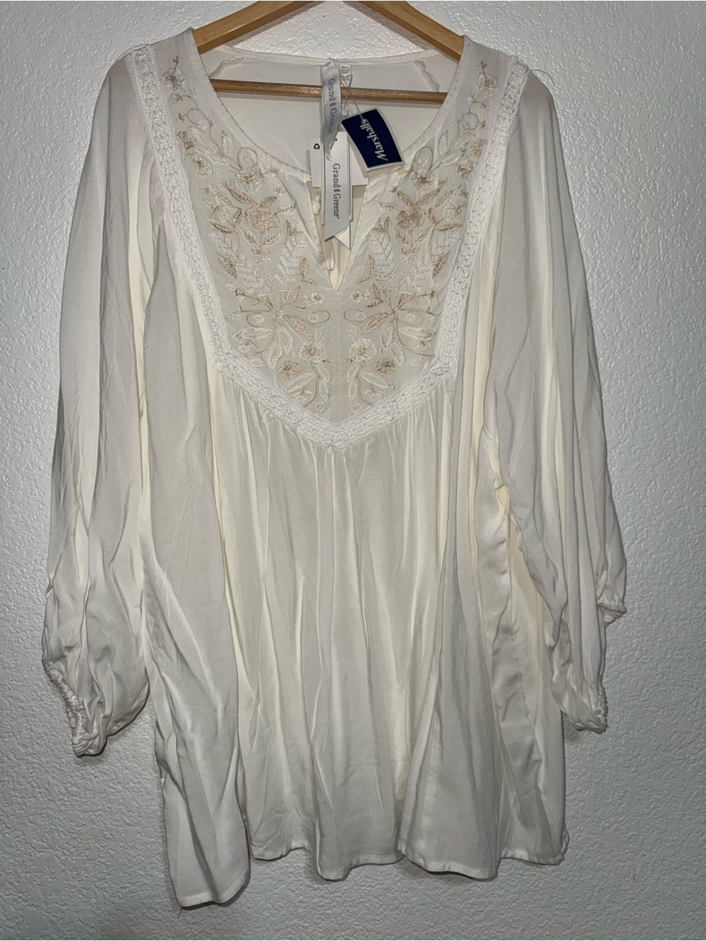grand & greene Cream Embroidered V-Neck Tunic